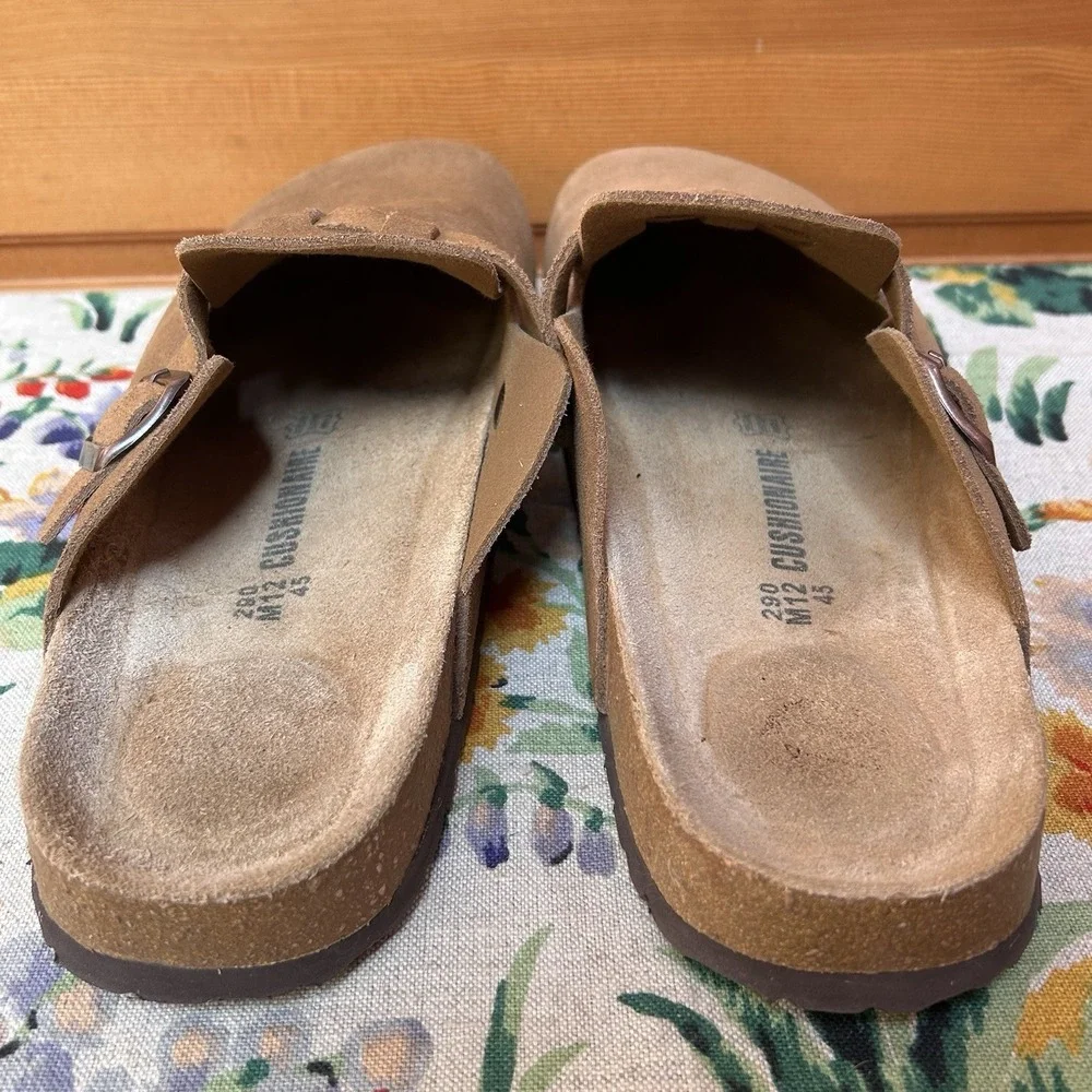 Cushionaire Haze Men's Leather Suede Clogs Comfortable Slip-On Arch Support 12M